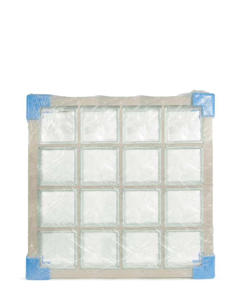Painel com 16 blocos de vidro embrulhado